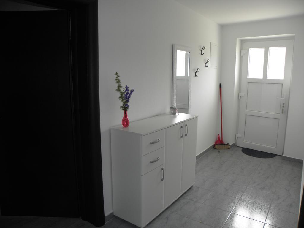 Apartment Jartic Betina  Room photo