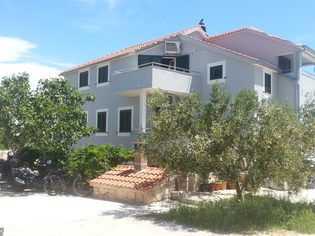Apartment Jartic Betina  Exterior photo